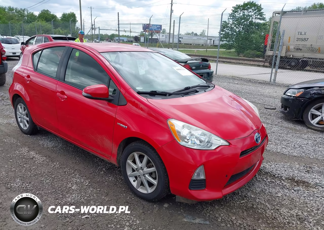 2013 Toyota Prius C Three