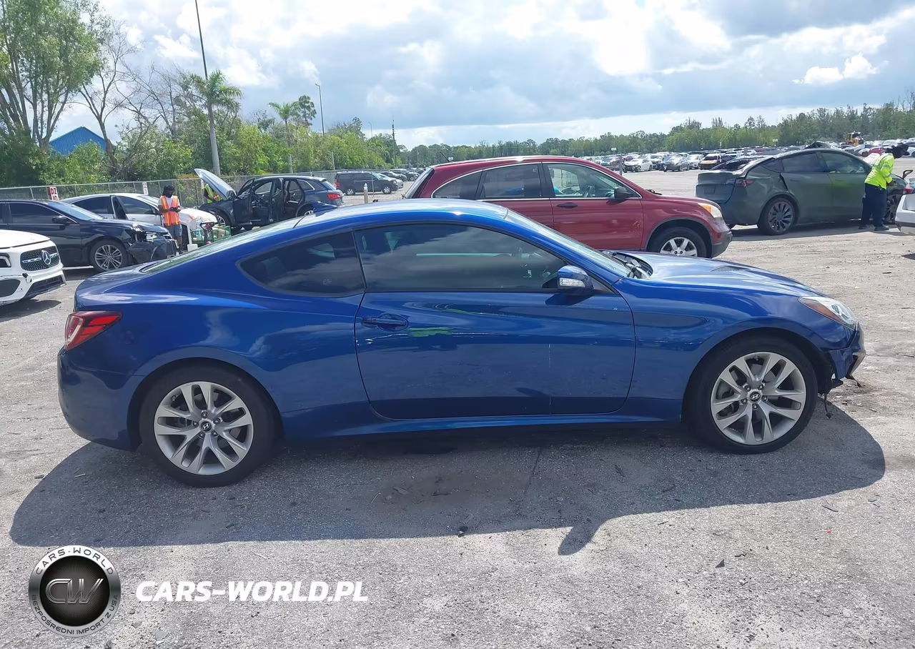 2016 Hyundai Genesis 3.8 Base VIN:KMHHT6KJ3GU136544 - 12