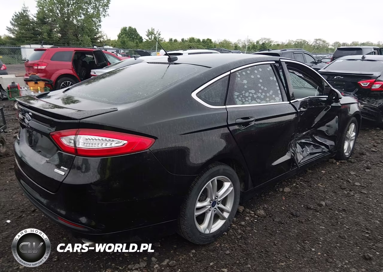 2015 Ford Fusion Se VIN:1FA6P0HD8F5116836 - 4