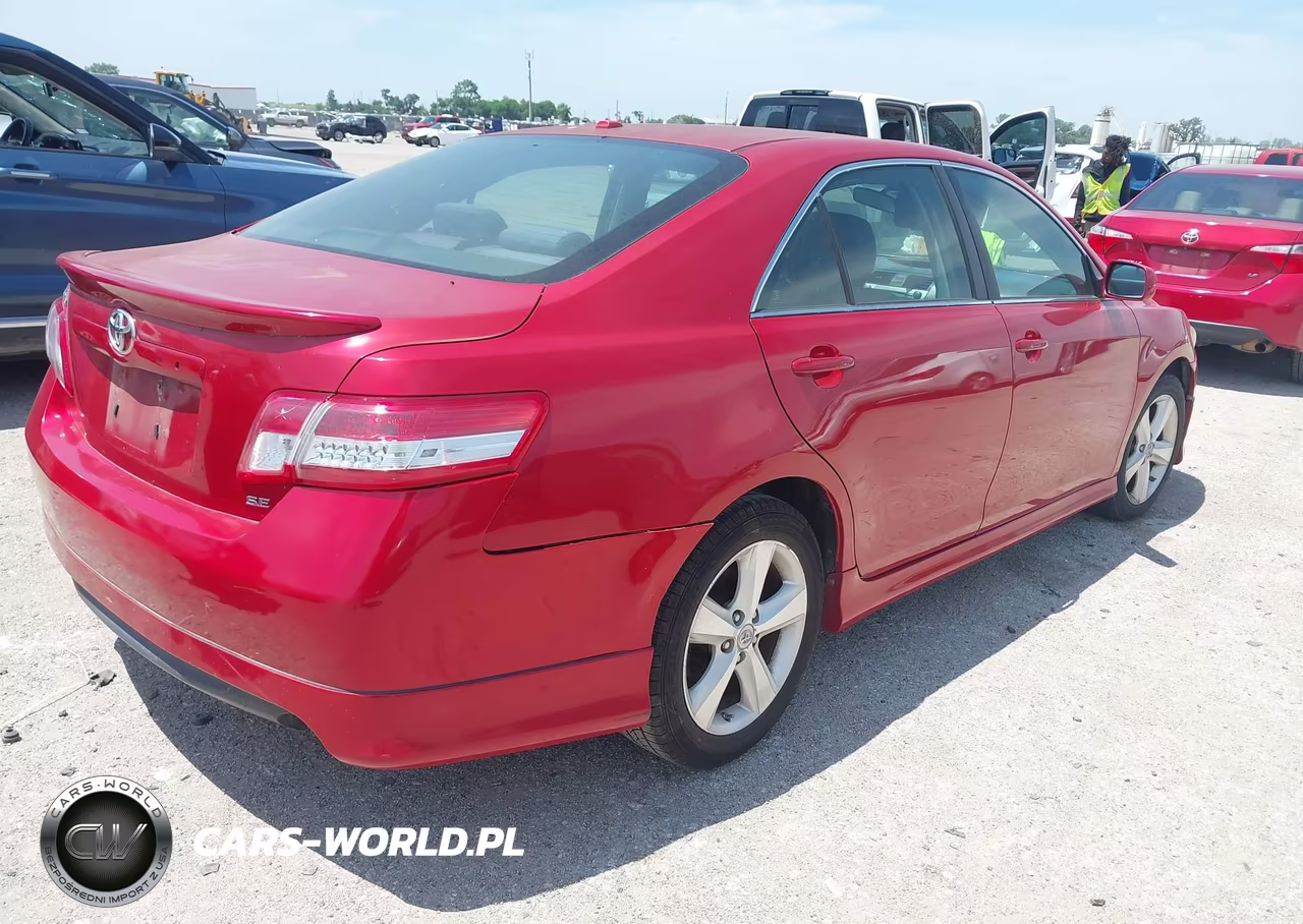 2010 Toyota Camry Se VIN:4T1BF3EK9AU093383 - 4
