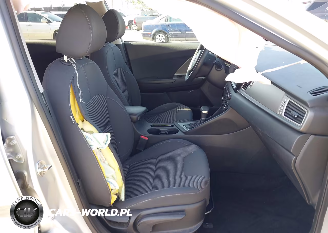 2018 Kia Niro Lx VIN:KNDCB3LC9J5177231 - 5
