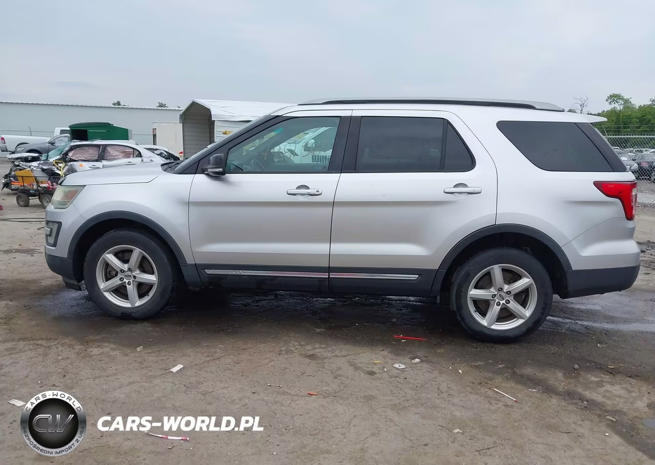 2016 Ford Explorer Xlt VIN:1FM5K8D8XGGB92605 - 14