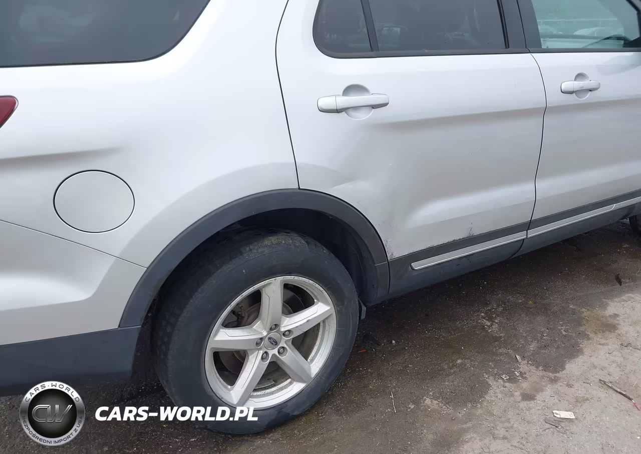 2016 Ford Explorer Xlt VIN:1FM5K8D8XGGB92605 - 6