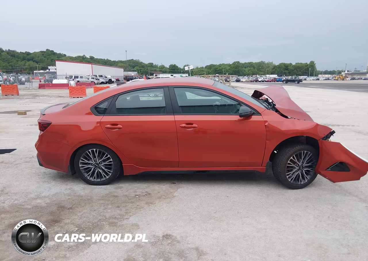 2023 Kia Forte Gt-Line VIN:3KPF54AD1PE621530 - 13