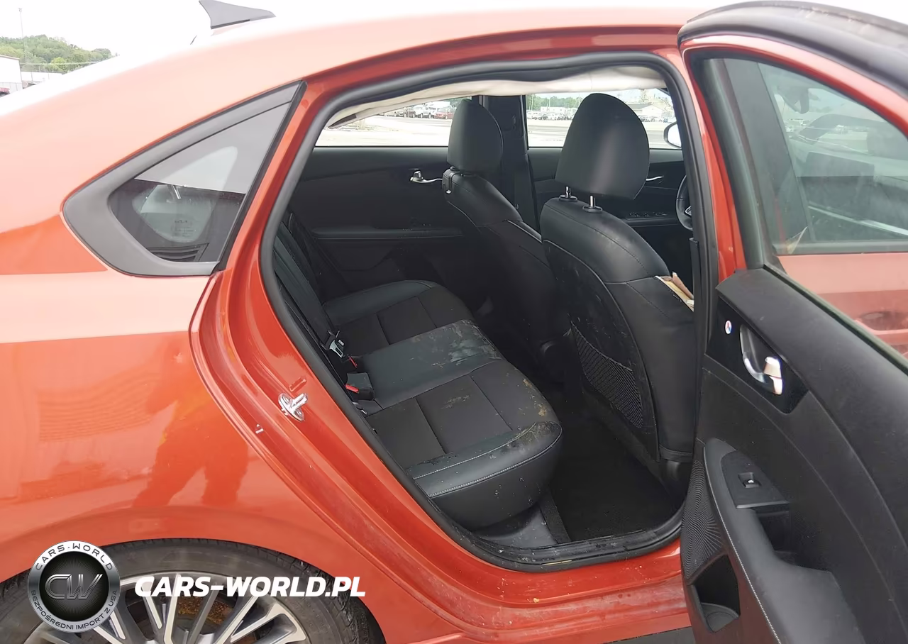 2023 Kia Forte Gt-Line VIN:3KPF54AD1PE621530 - 8