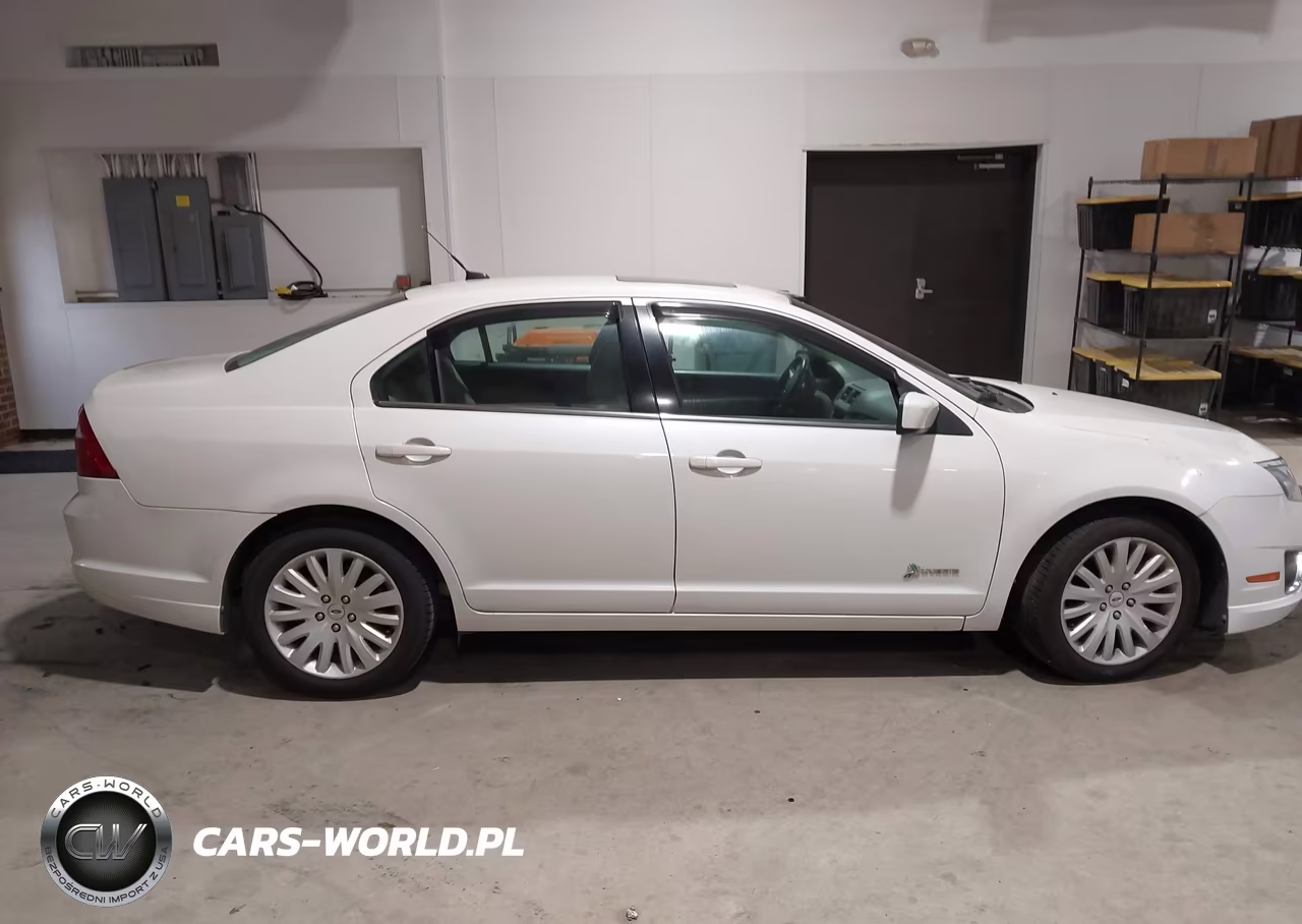2011 Ford Fusion Hybrid VIN:3FADP0L32BR283982 - 13