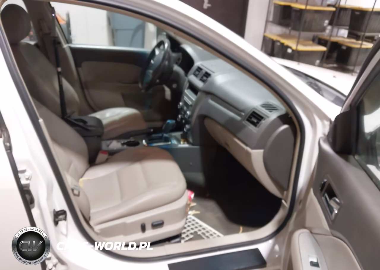 2011 Ford Fusion Hybrid VIN:3FADP0L32BR283982 - 5