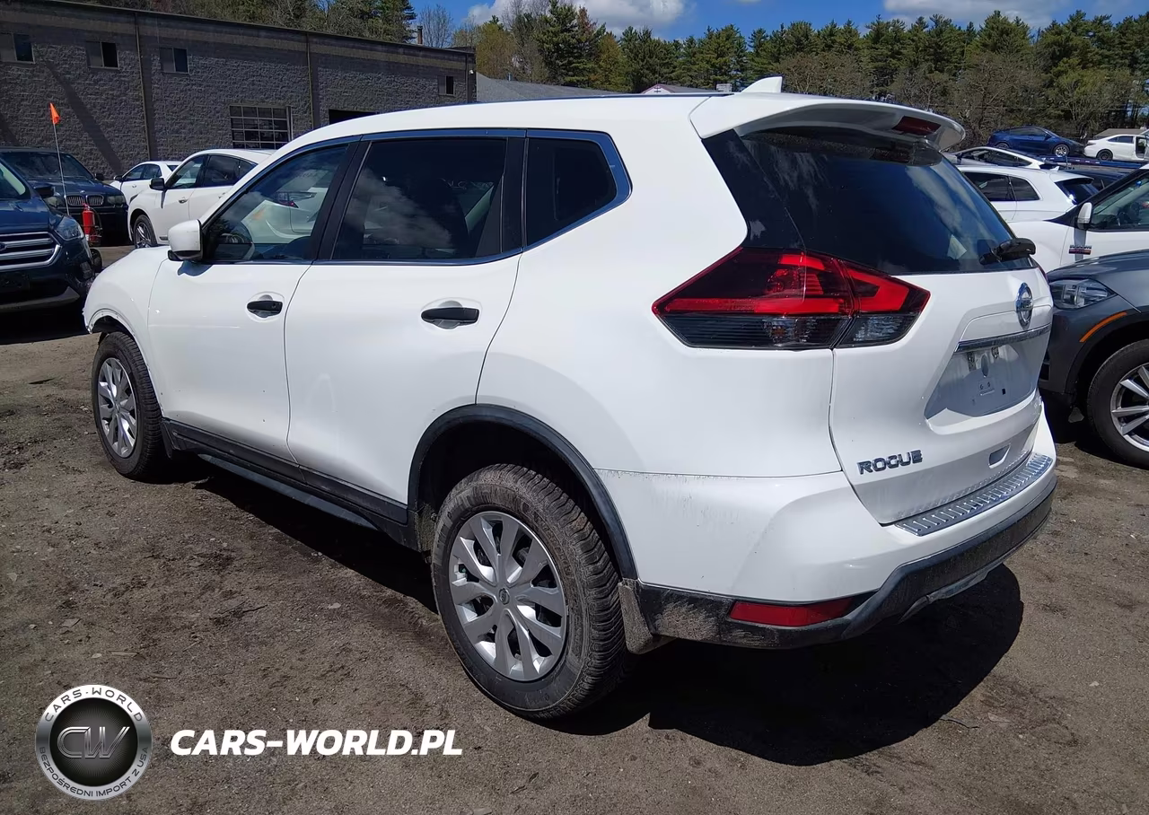 2018 Nissan Rogue S VIN:KNMAT2MV0JP589802 - 3