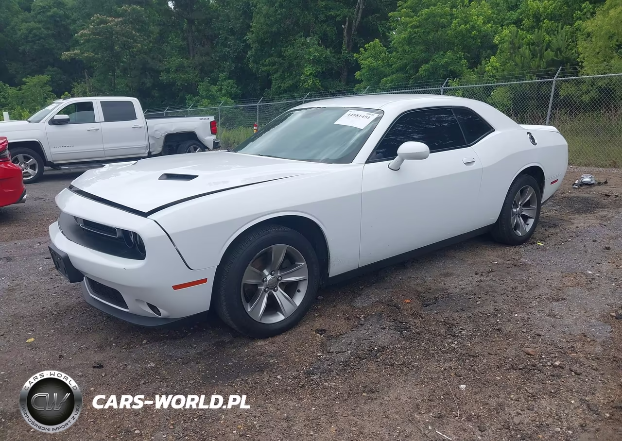 2018 Dodge Challenger Sxt VIN:2C3CDZAG1JH245831 - 2