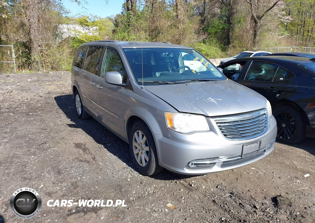 2015 Chrysler Town & Country Touring