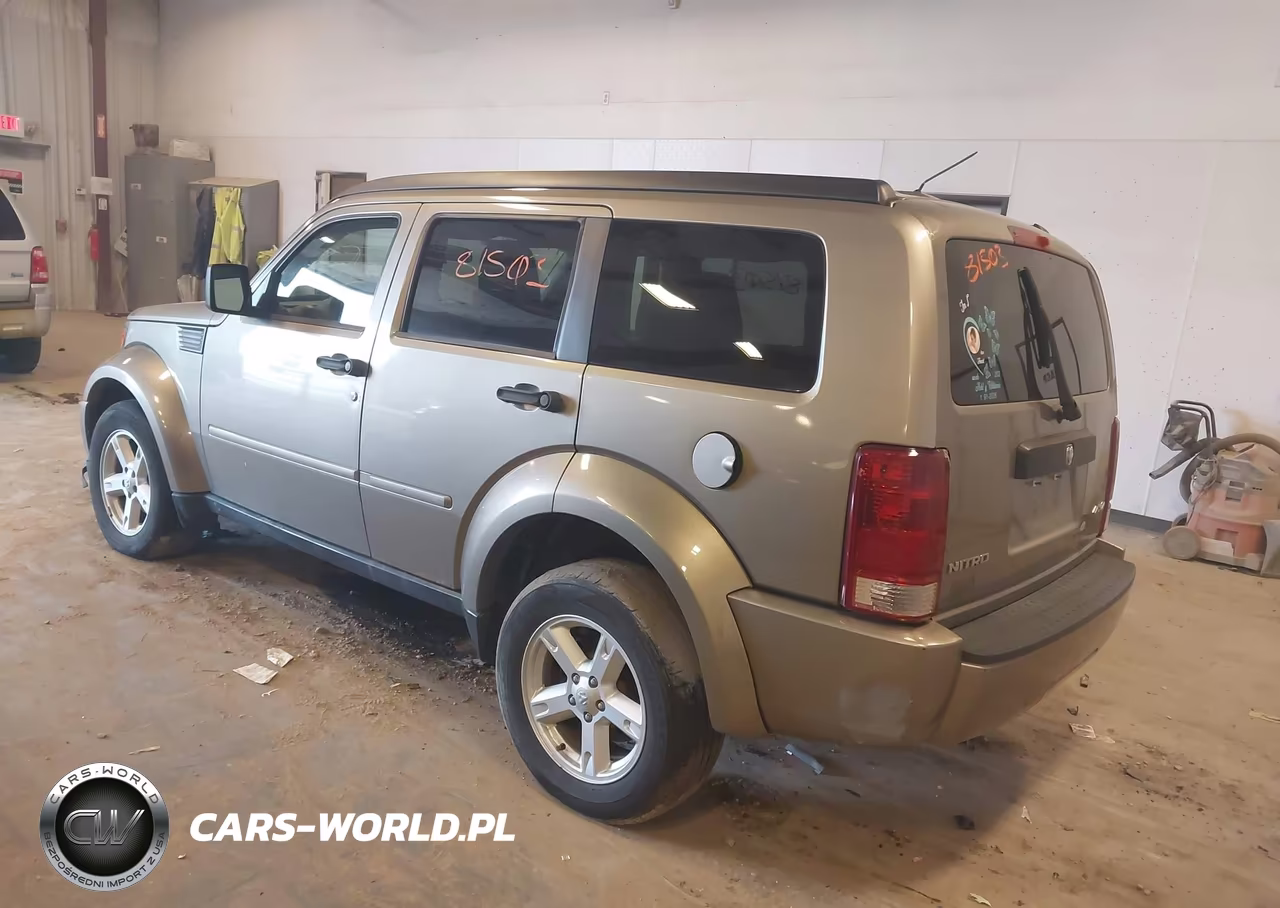 2007 Dodge Nitro Sxt VIN:1D8GU28K27W737570 - 3