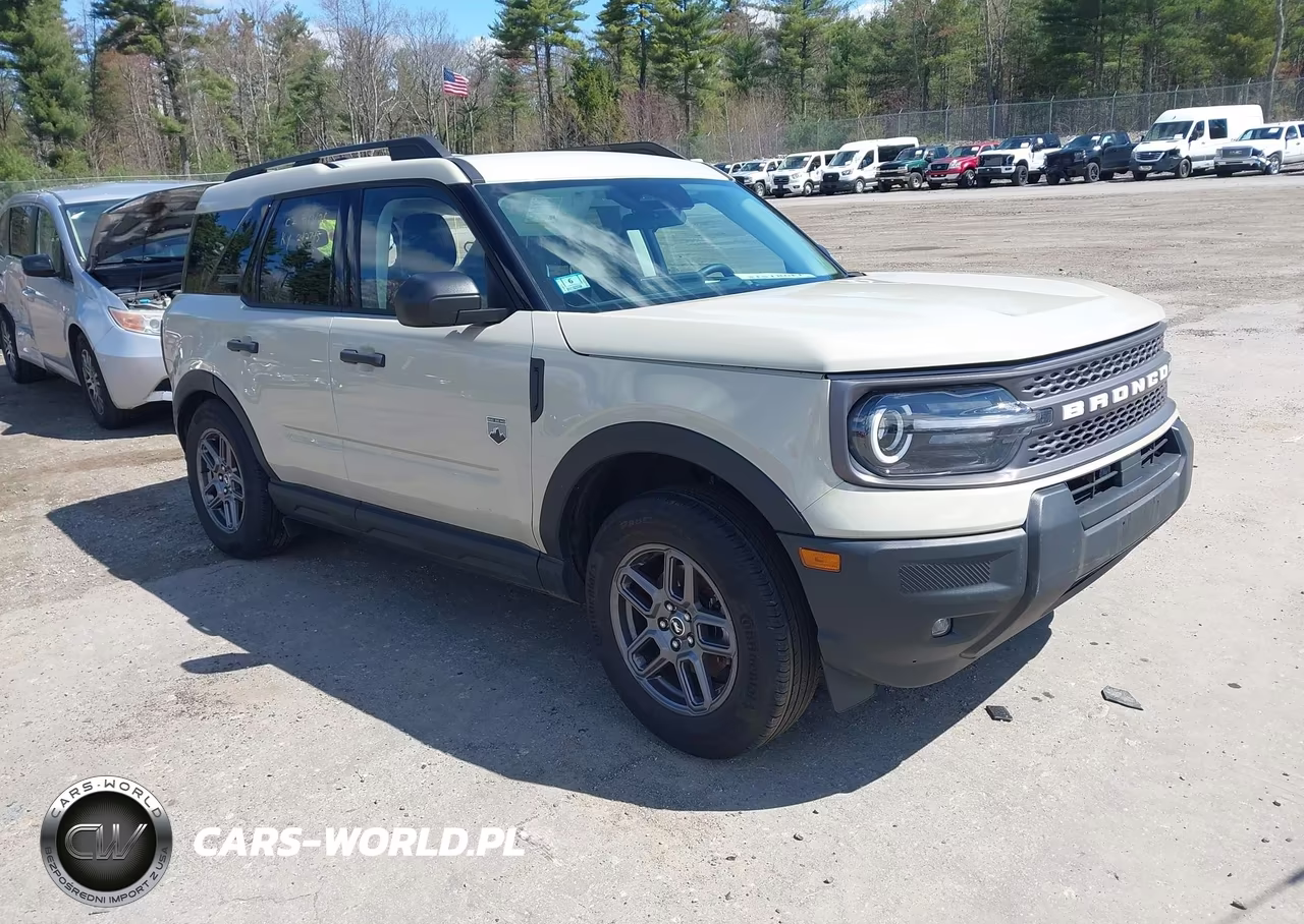 2025 Ford Bronco Sport Big Bend – zdjęcie 1 z 17
