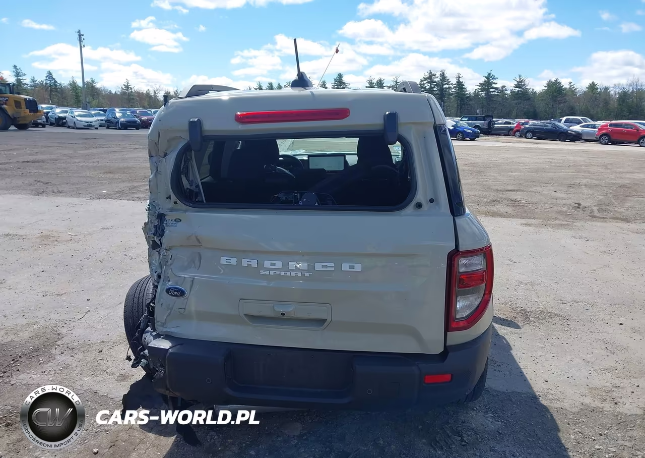 2025 Ford Bronco Sport Big Bend VIN:3FMCR9BN9SRE47098 - 16