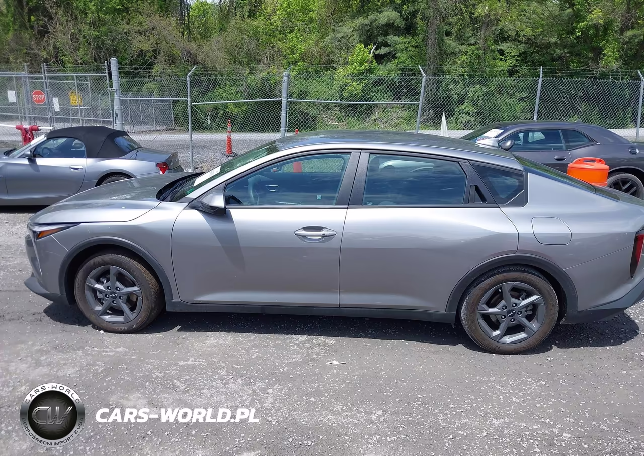 2025 Kia K4 Lxs VIN:3KPFT4DE3SE153996 - 15