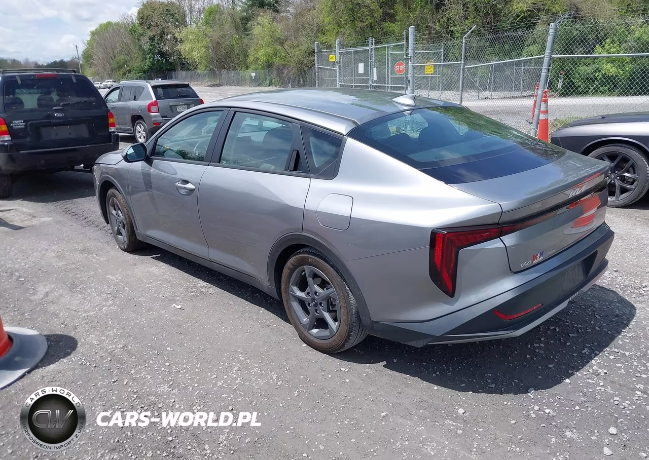 2025 Kia K4 Lxs VIN:3KPFT4DE3SE153996 - 3