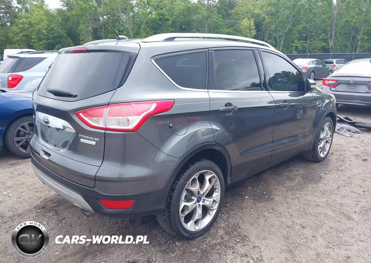 2015 Ford Escape Titanium VIN:1FMCU0JX3FUB00443 - 4
