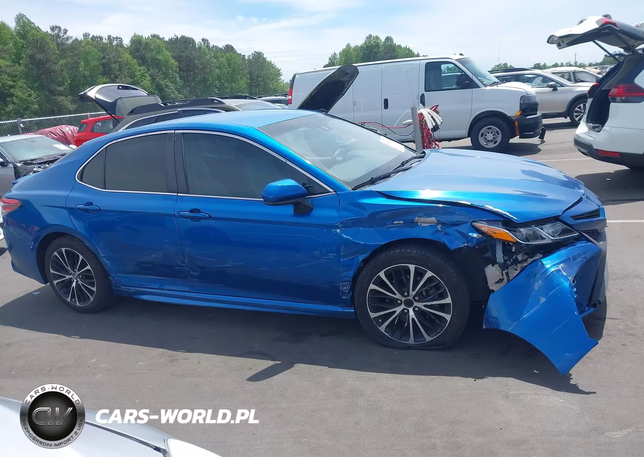 2018 Toyota Camry Se VIN:4T1B11HK8JU092045 - 14