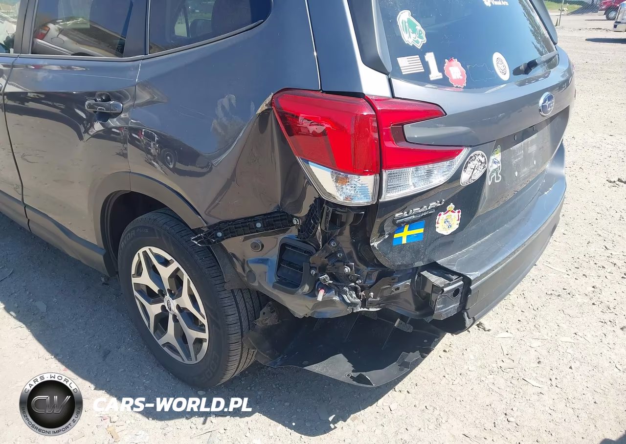 2020 Subaru Forester Premium VIN:JF2SKAJC0LH429342 - 6