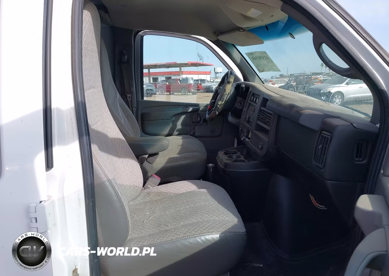 2013 Chevrolet Express 2500 Work Van VIN:1GCWGFCA6D1147985 - 5