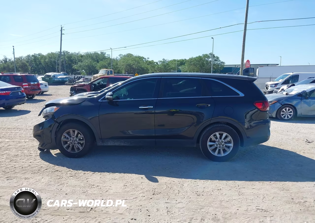 2019 Kia Sorento 2.4L L VIN:5XYPG4A39KG594966 - 14