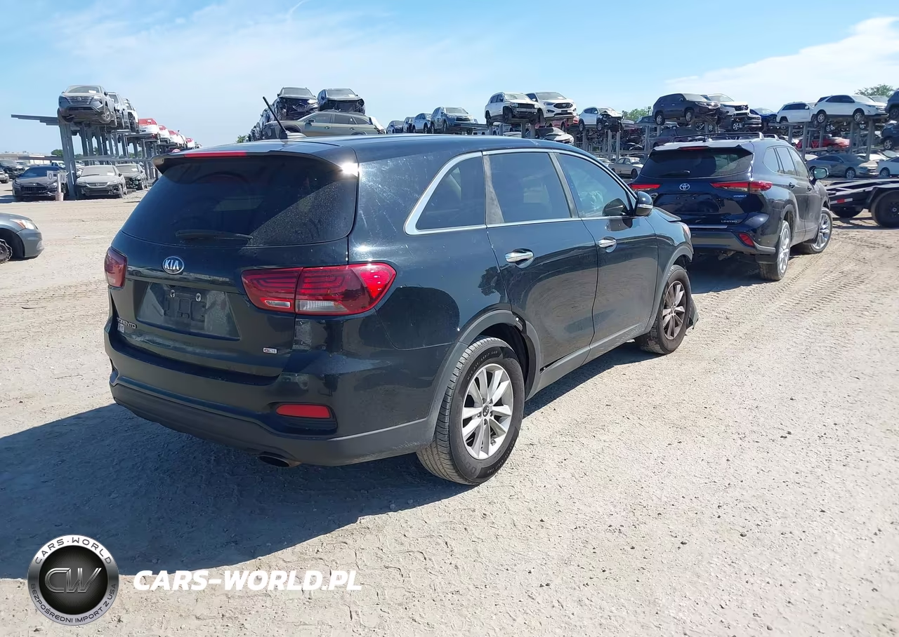 2019 Kia Sorento 2.4L L VIN:5XYPG4A39KG594966 - 4