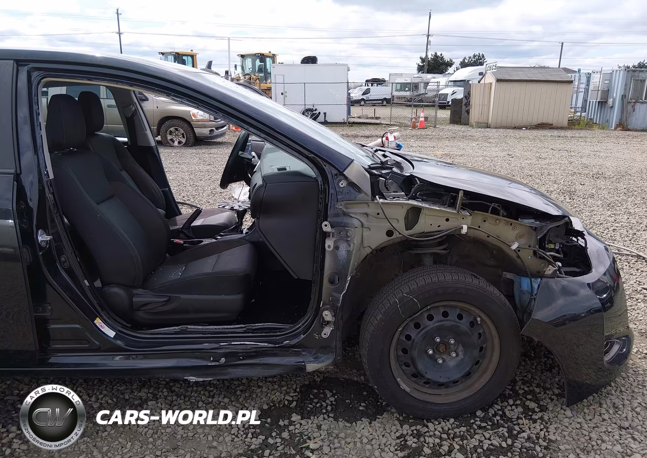 2018 Toyota Corolla Le VIN:2T1BURHE1JC062144 - 18