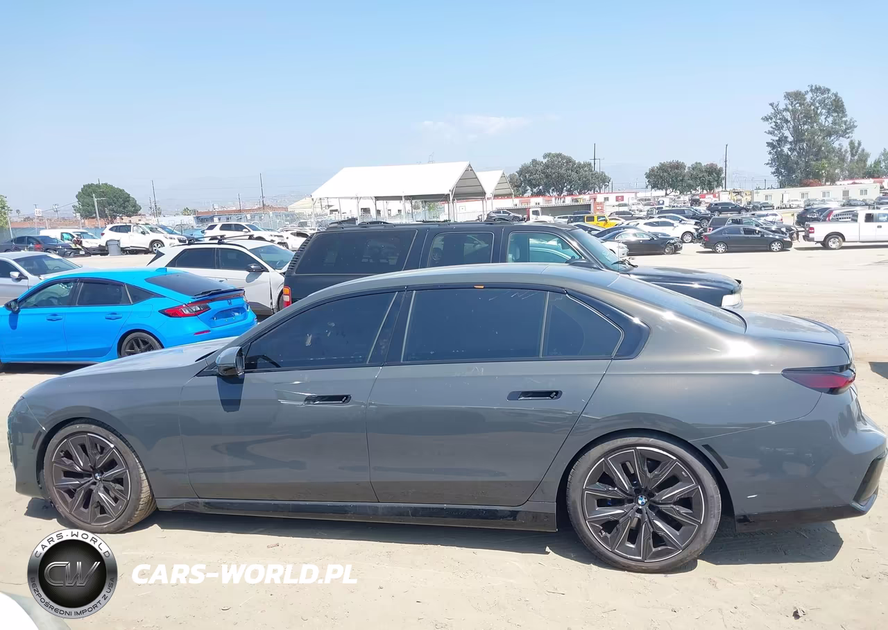 2025 BMW 740I VIN:WBA23EH08SCV20253 - 14