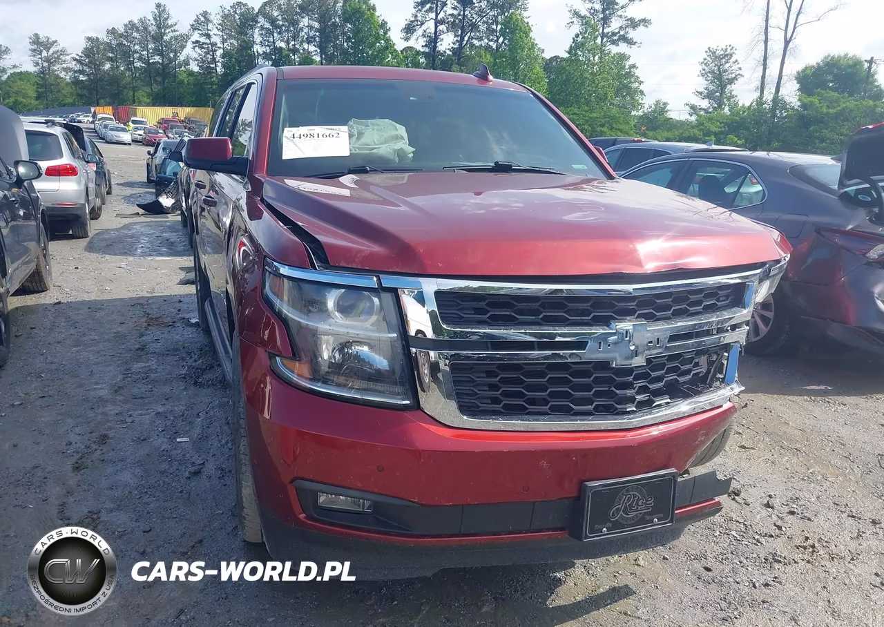 2017 Chevrolet Suburban Lt – zdjęcie 1 z 16