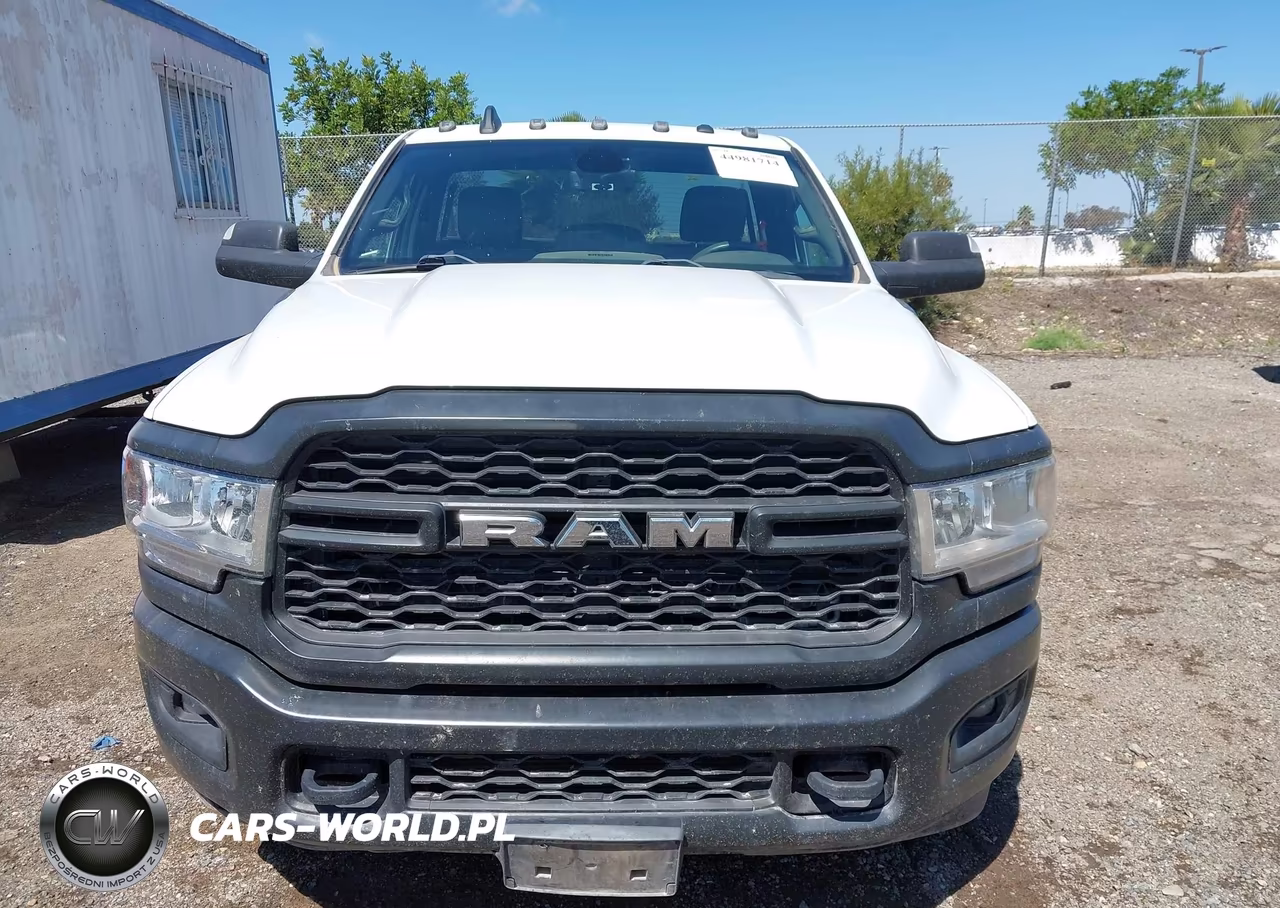 2022 Ram 3500 Tradesman 4X4 8' Box VIN:3C63RRALXNG276535 - 12