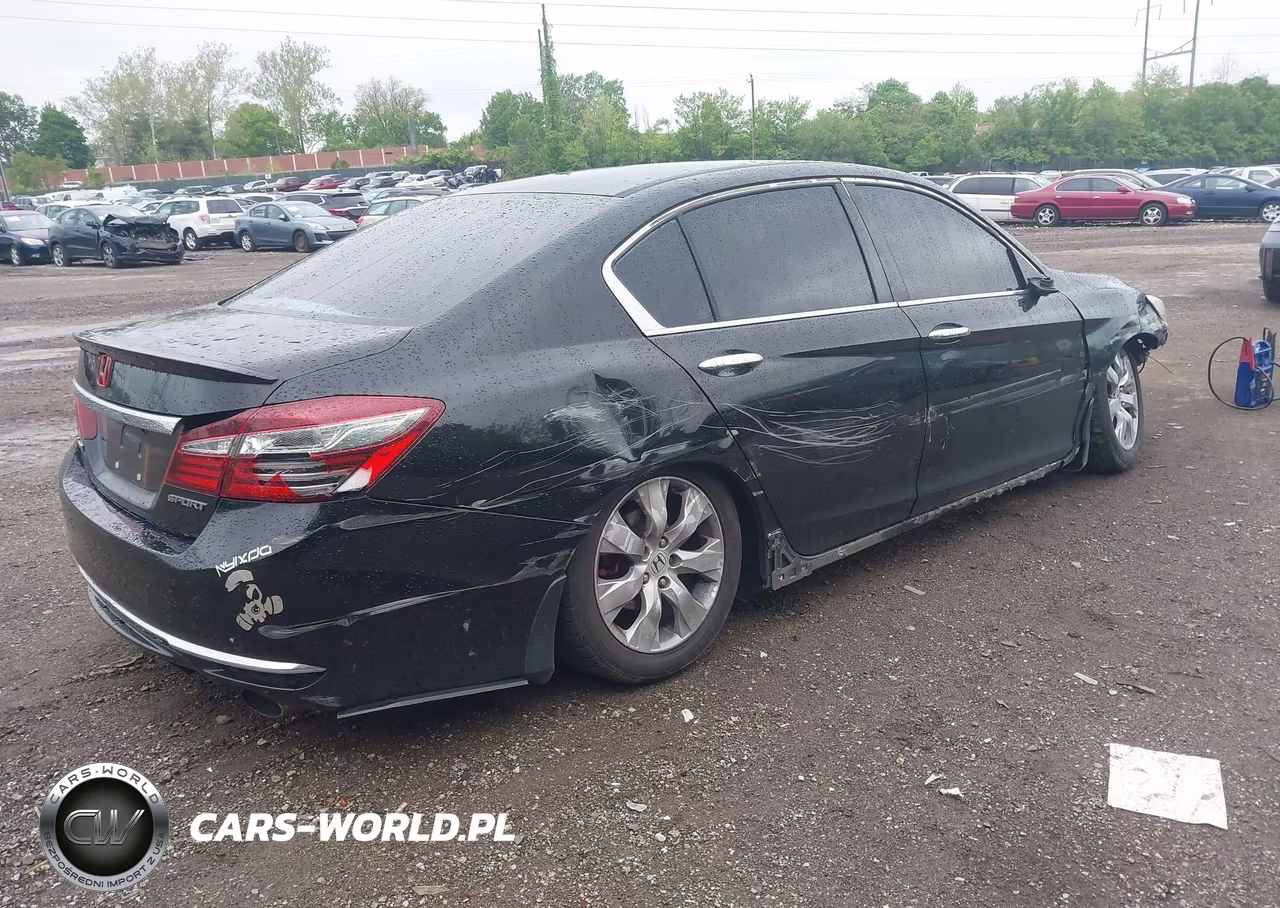 2016 Honda Accord Sport VIN:1HGCR2F67GA126128 - 4