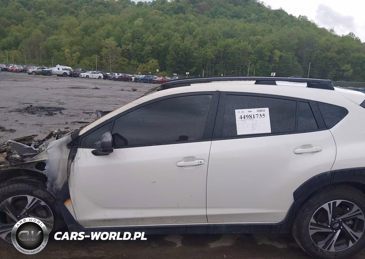 2025 Subaru Crosstrek Premium VIN:JF2GUHDC4S8328646 - 13