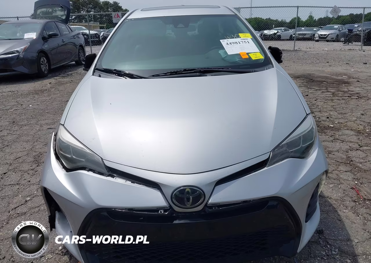 2018 Toyota Corolla Xse VIN:2T1BURHE4JC041661 - 12
