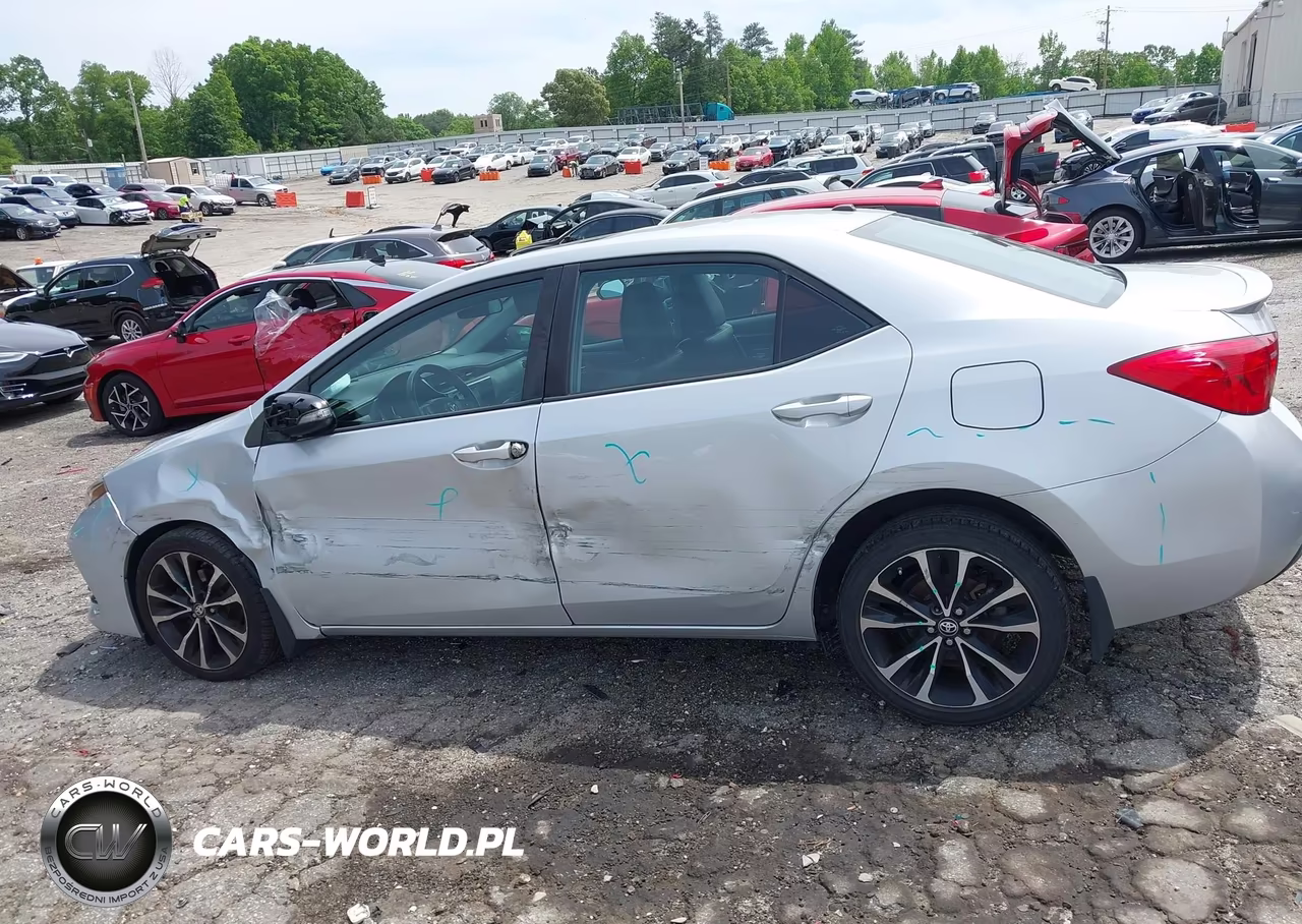2018 Toyota Corolla Xse VIN:2T1BURHE4JC041661 - 14
