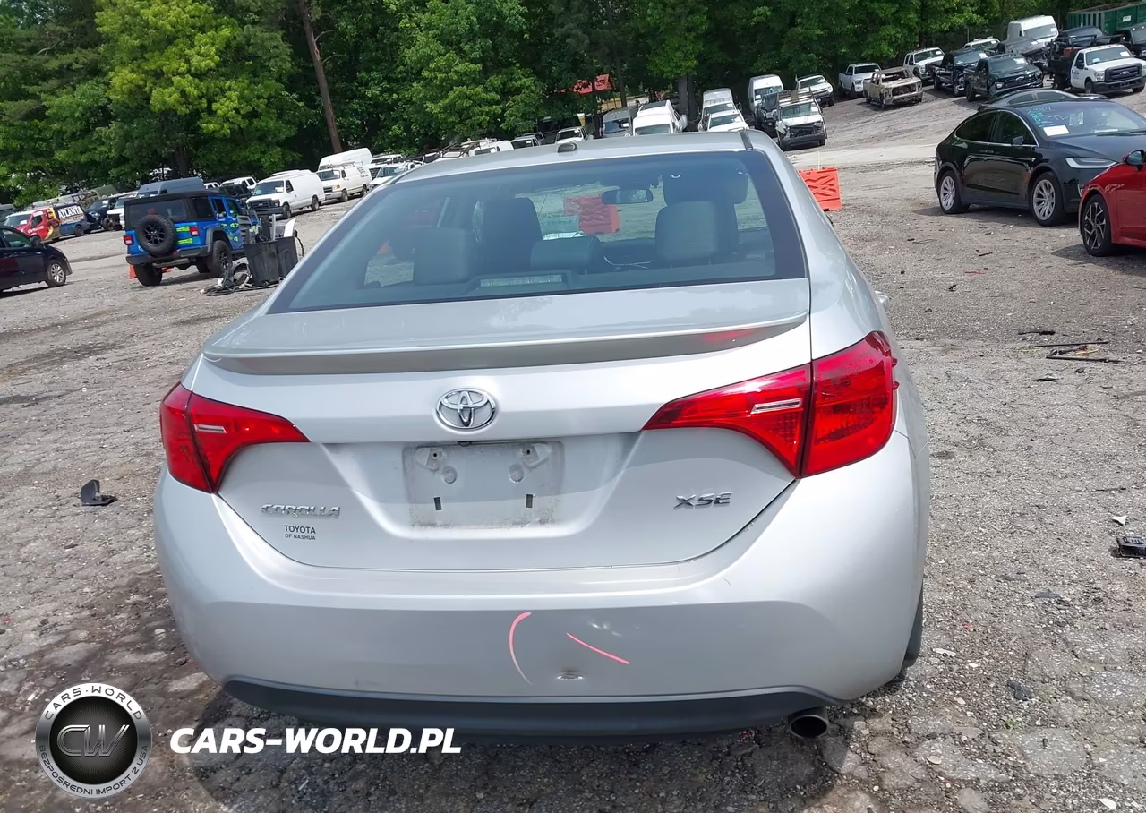 2018 Toyota Corolla Xse VIN:2T1BURHE4JC041661 - 16