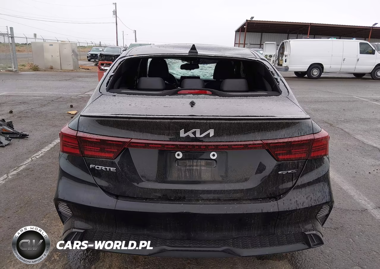 2024 Kia Forte Gt-Line VIN:3KPF54AD3RE838502 - 17