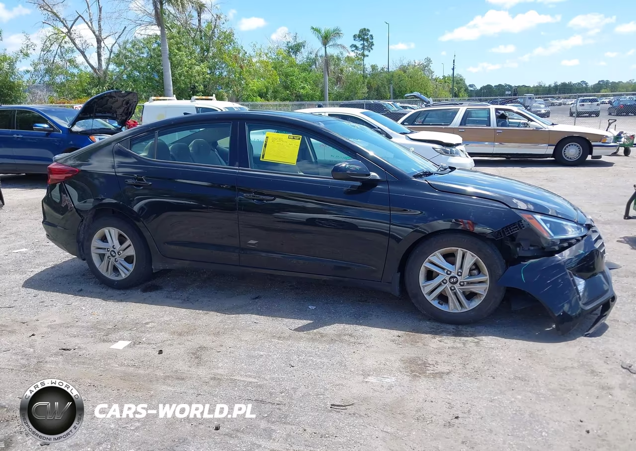 2020 Hyundai Elantra Value Edition VIN:5NPD84LF5LH604457 - 13
