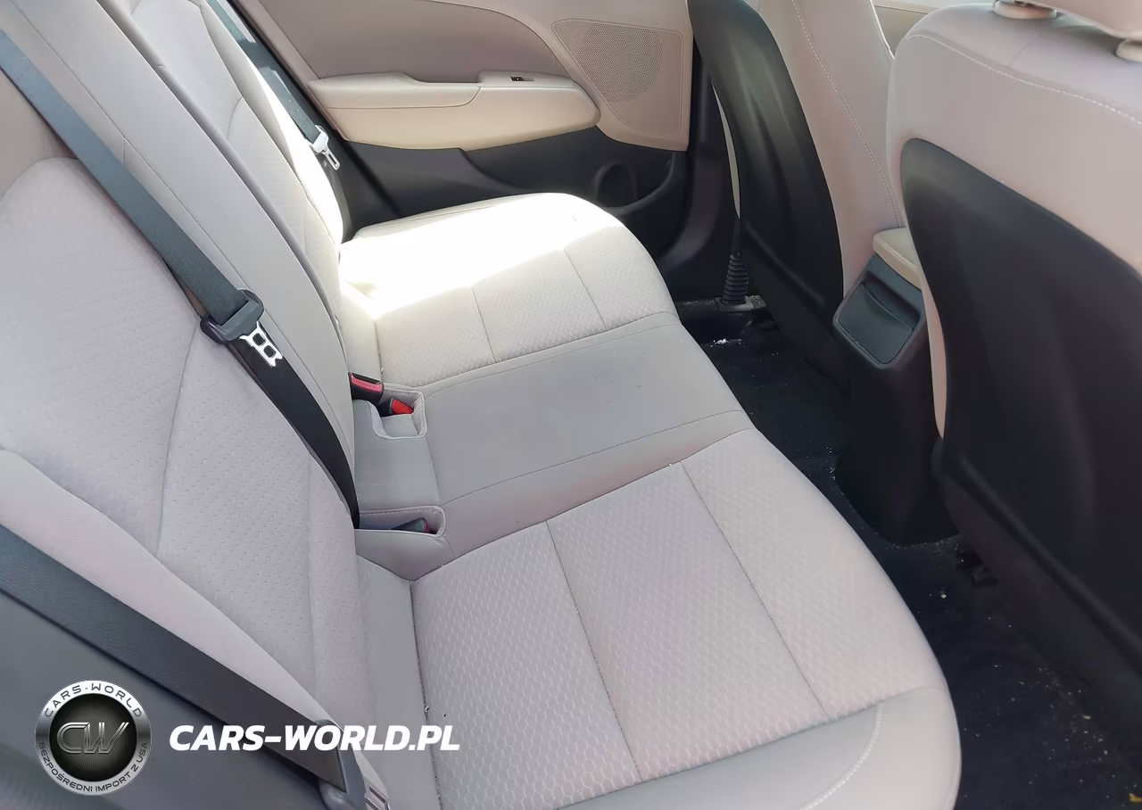 2020 Hyundai Elantra Value Edition VIN:5NPD84LF5LH604457 - 8