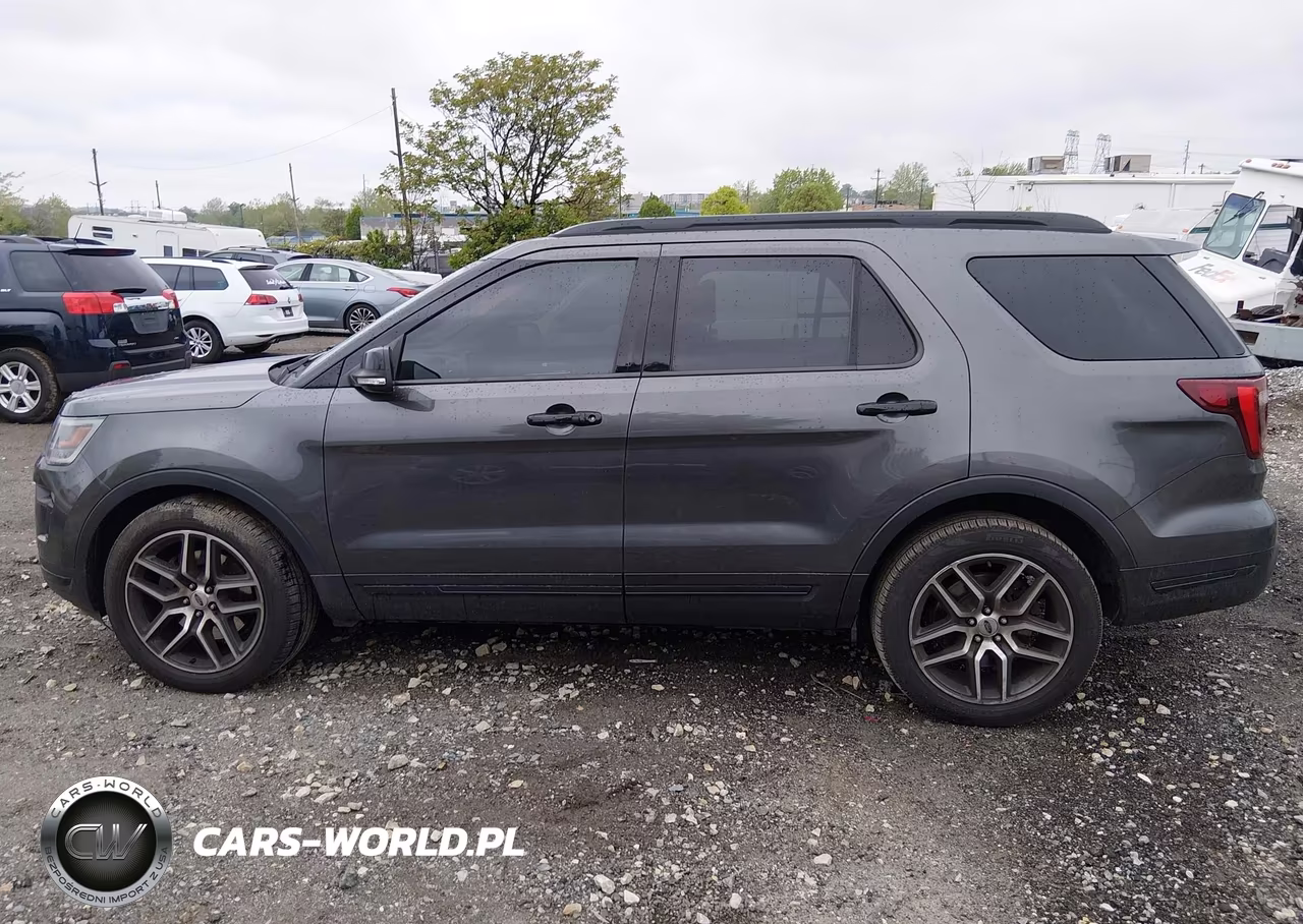 2018 Ford Explorer Sport VIN:1FM5K8GT0JGC21648 - 14