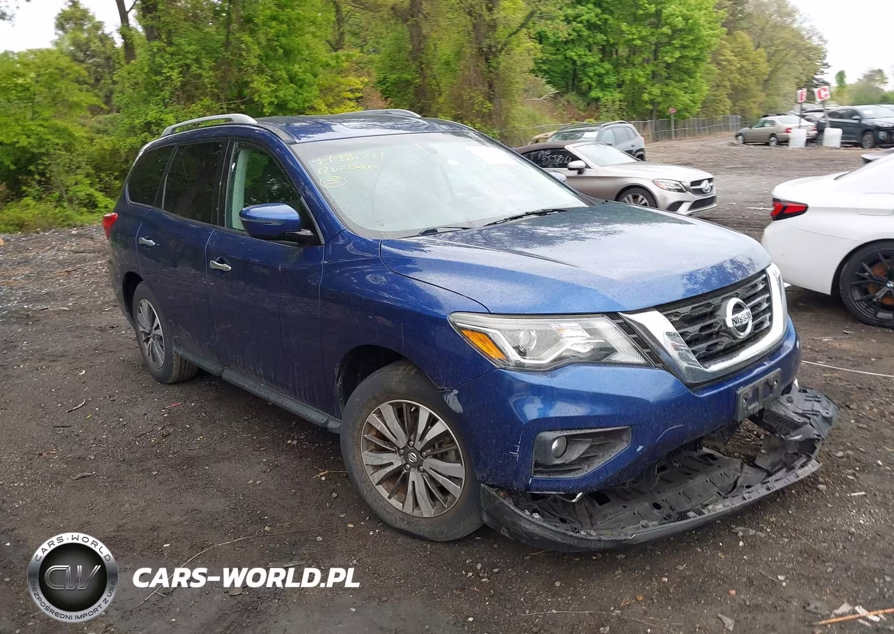 2017 Nissan Pathfinder Sv
