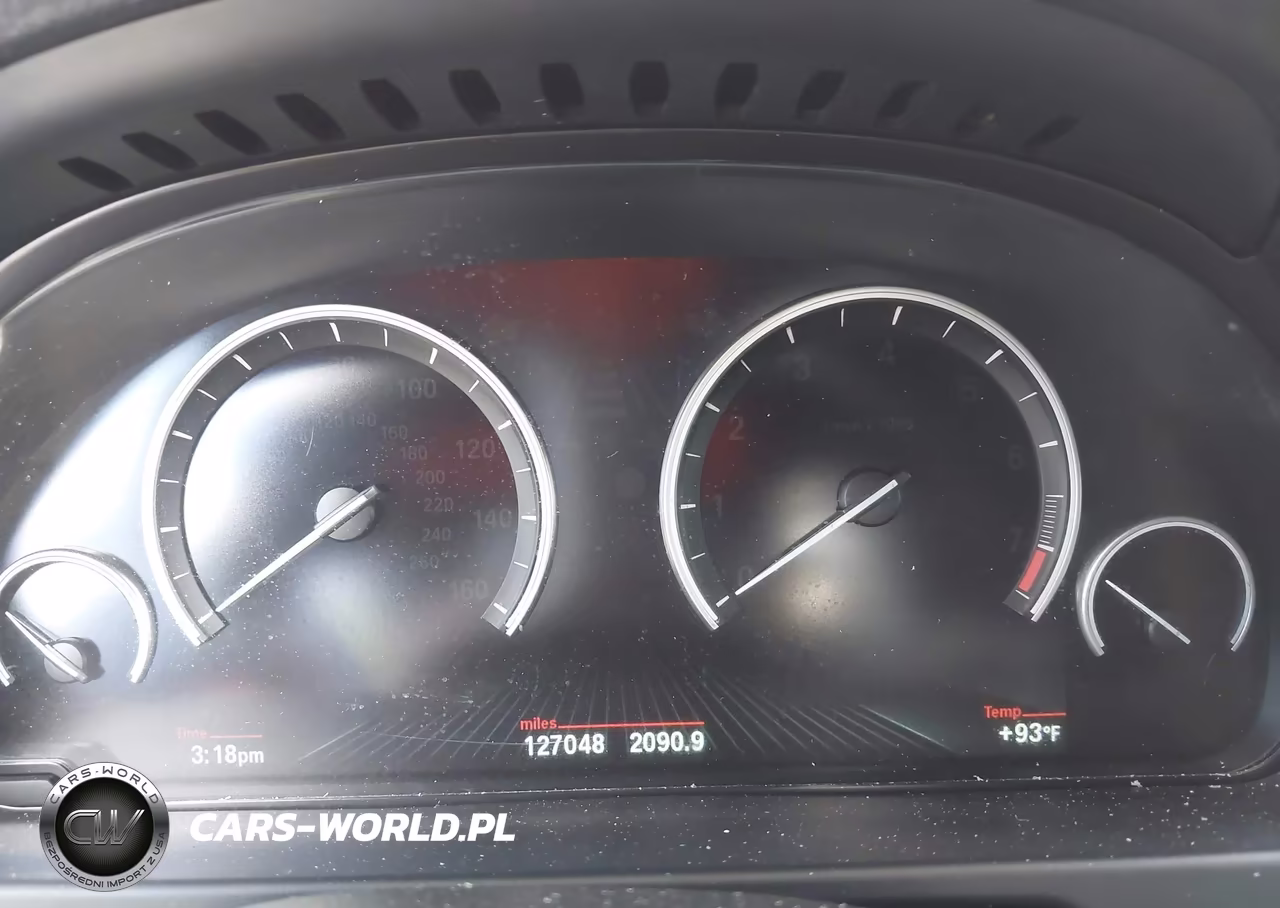 2017 BMW X5 xDrive35I VIN:5UXKR0C36H0V71166 - 7