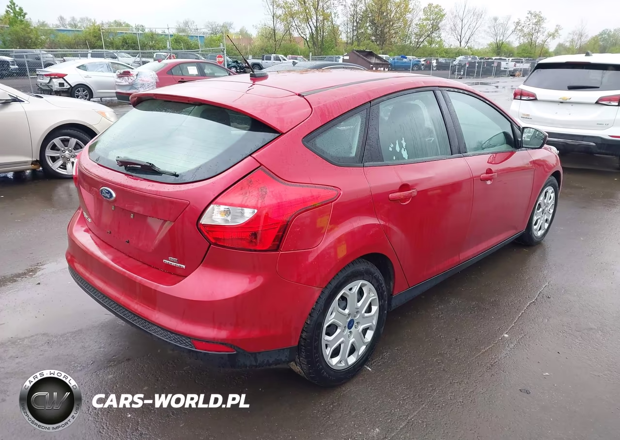2012 Ford Focus Se VIN:1FAHP3K27CL447304 - 4