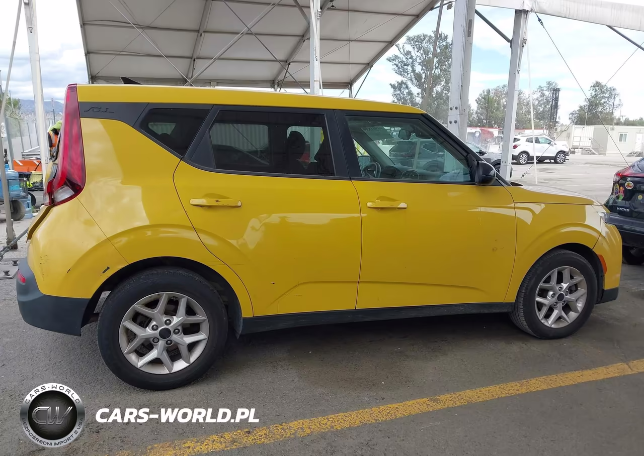 2020 Kia Soul S VIN:KNDJ23AU2L7093200 - 13