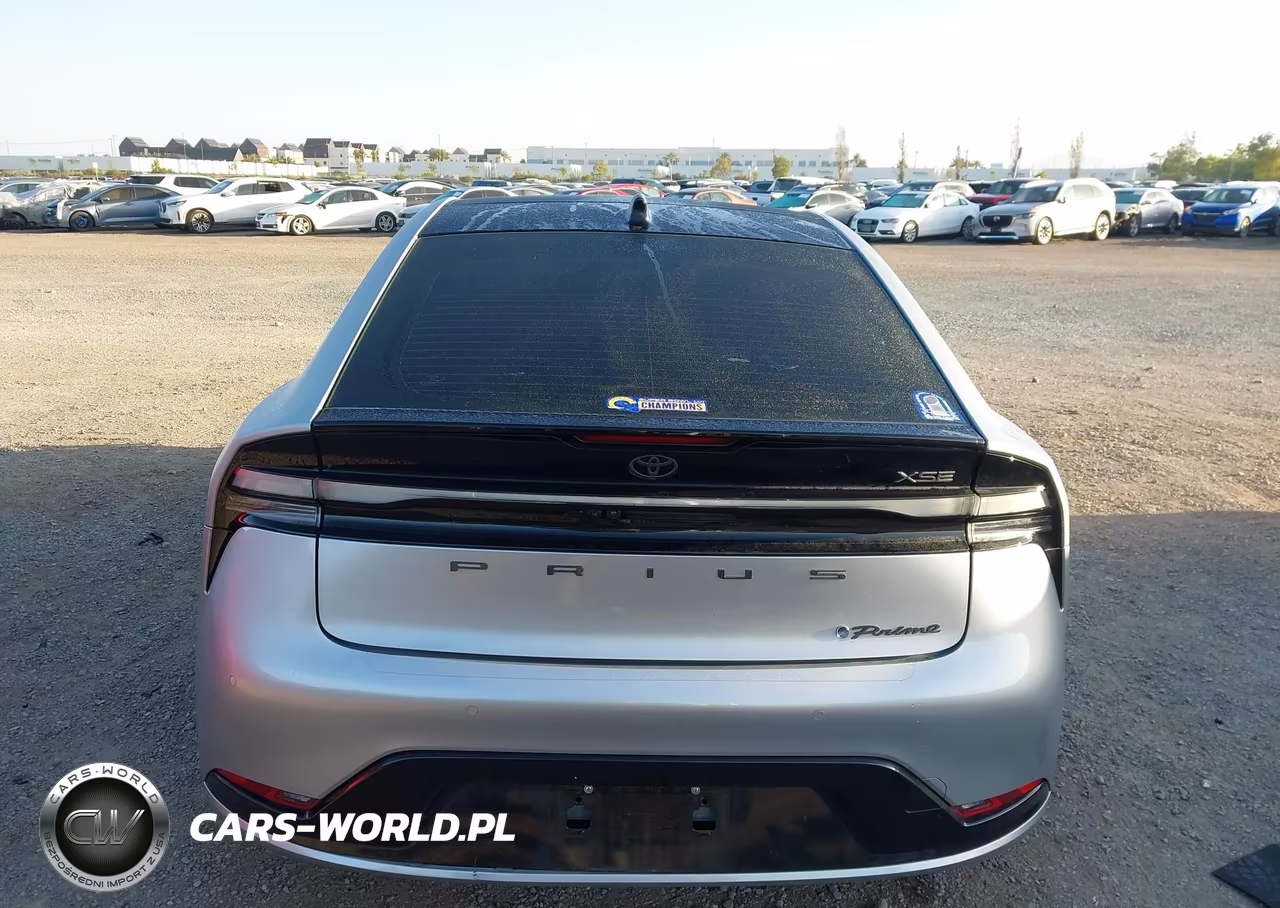 2024 Toyota Prius Prime Xse Premium VIN:JTDACACU6R3014657 - 17