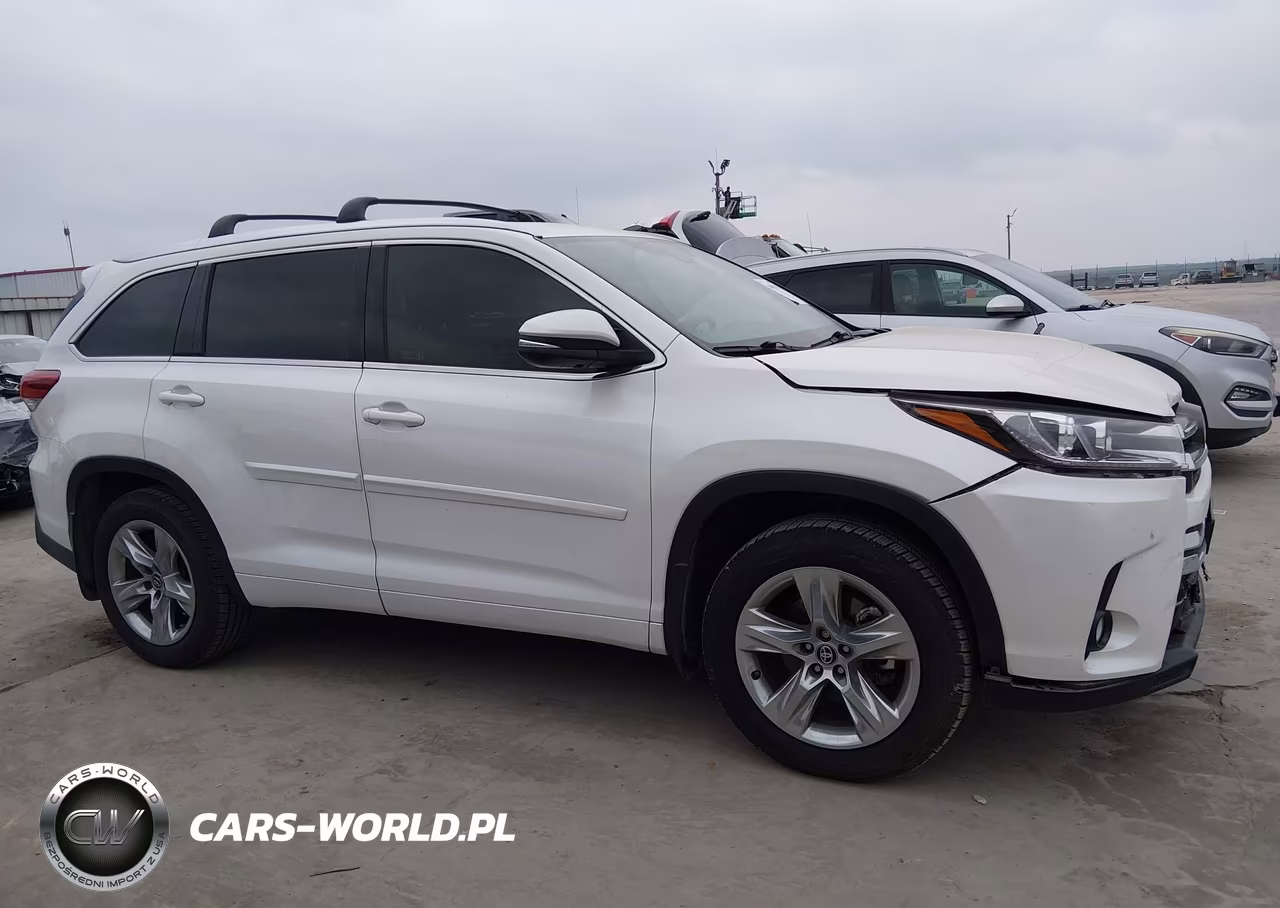 2018 Toyota Highlander Limited VIN:5TDYZRFH8JS288682 - 13
