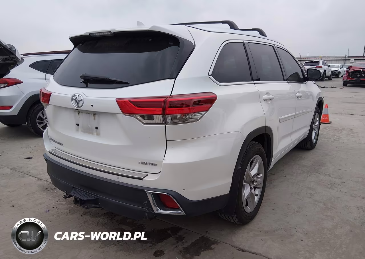 2018 Toyota Highlander Limited VIN:5TDYZRFH8JS288682 - 4