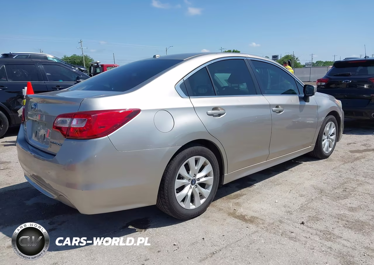 2015 Subaru Legacy 2.5I Premium VIN:4S3BNBD65F3014570 - 4