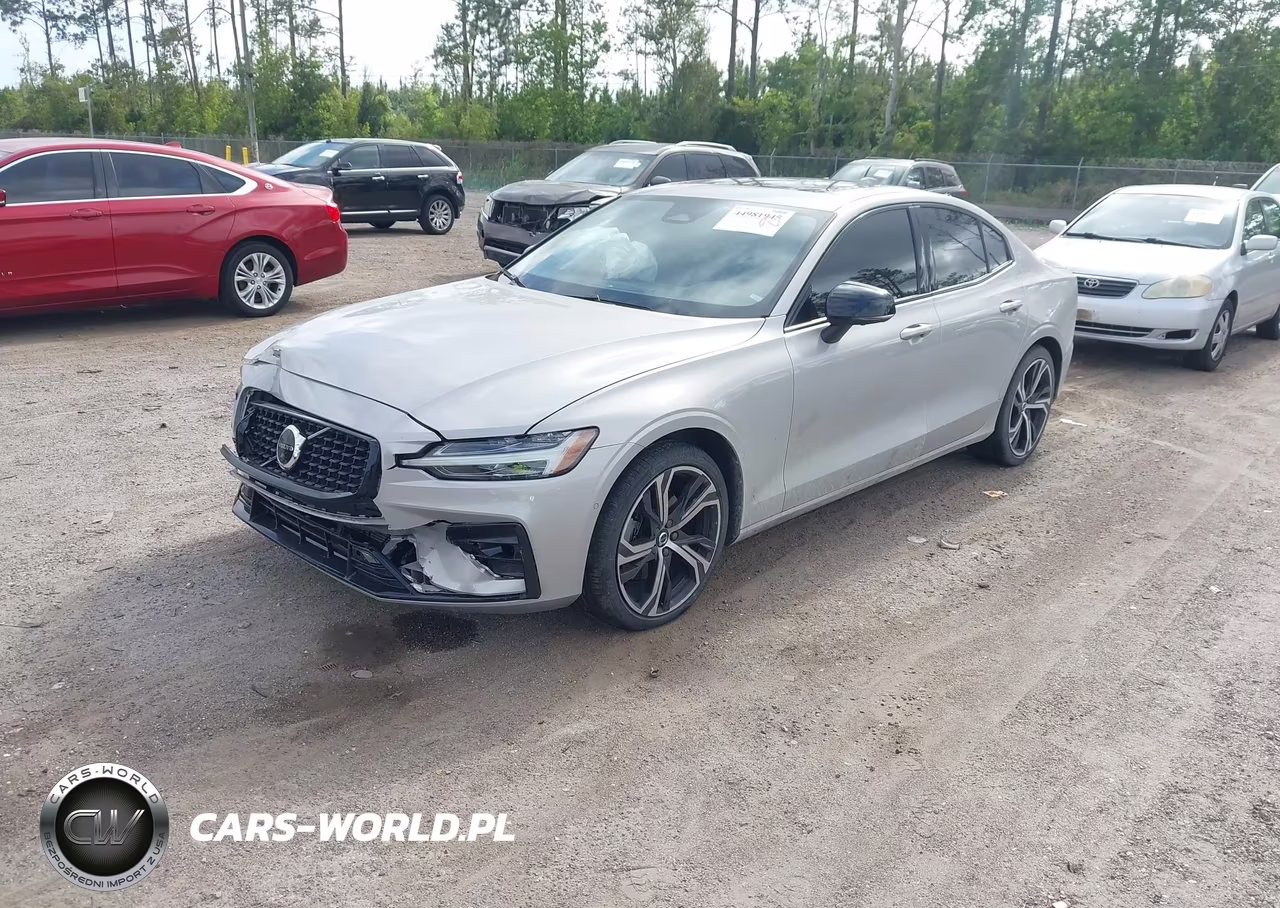 2023 Volvo S60 B5 Plus Dark Theme VIN:7JRL12FL5PG230269 - 2