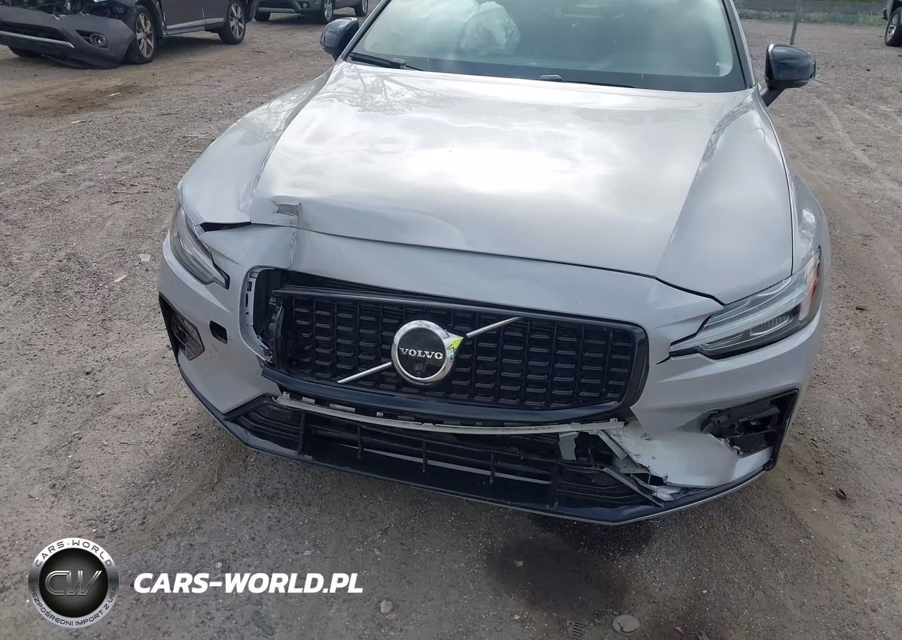2023 Volvo S60 B5 Plus Dark Theme VIN:7JRL12FL5PG230269 - 6