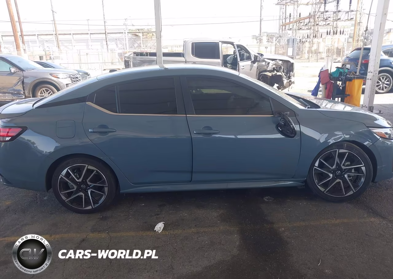 2025 Nissan Sentra Sr VIN:3N1AB8DV1SY359825 - 13