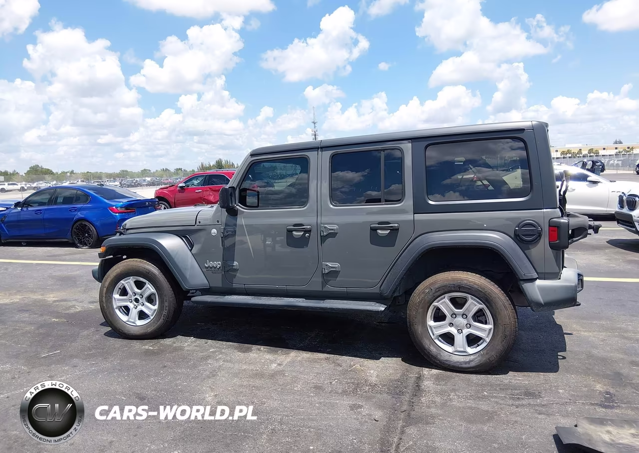 2020 Jeep Wrangler Unlimited Sport S 4X4 VIN:1C4HJXDG8LW110702 - 15